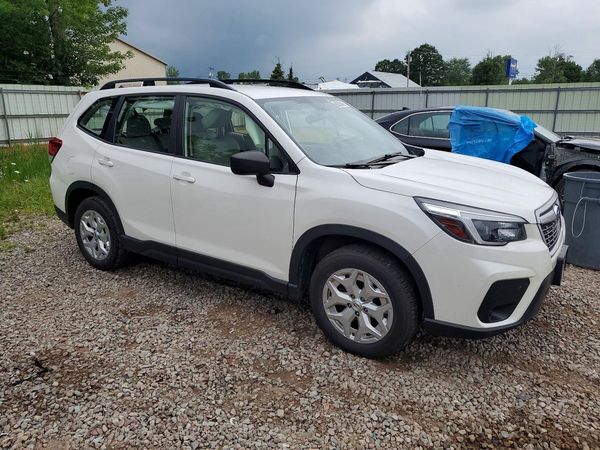 2021 SUBARU FORESTER Base