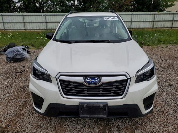 2021 SUBARU FORESTER Base