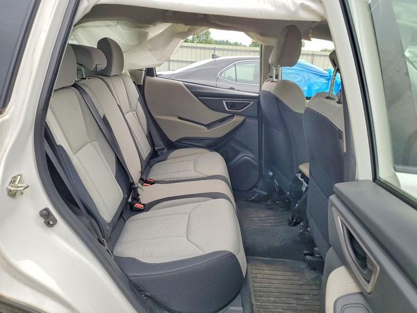 2021 SUBARU FORESTER Base