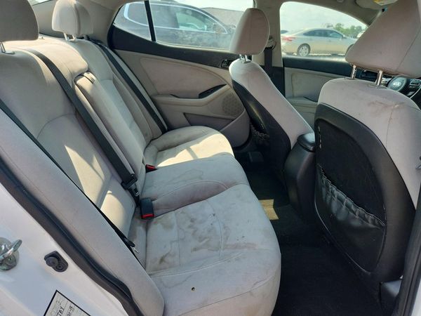 2014 KIA OPTIMA 2.4 LX STD/Conv
