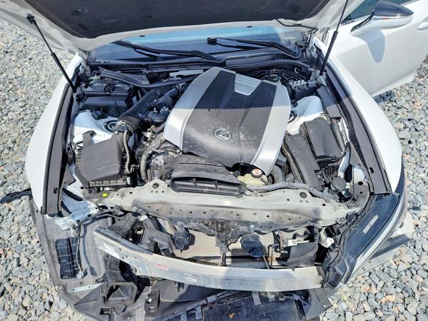2021 LEXUS IS