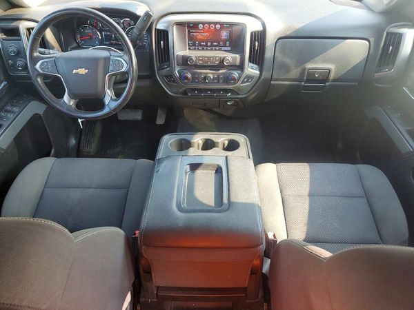 2017 CHEVROLET SILVERADO LT