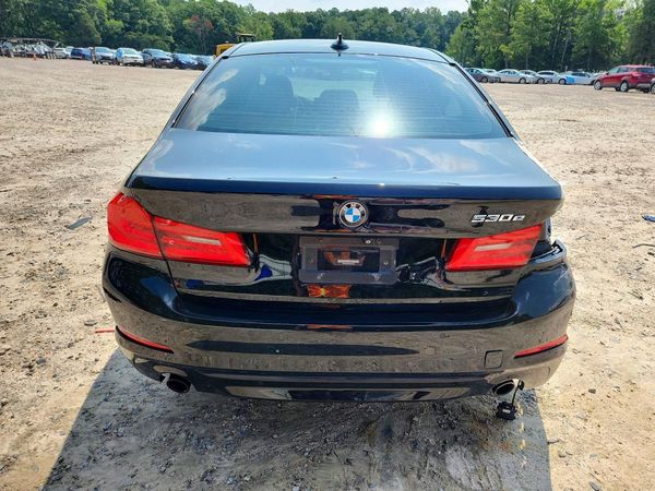 2018 BMW 530E