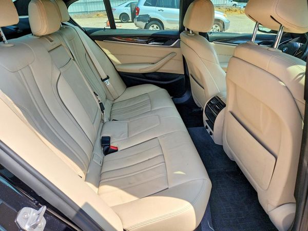 2018 BMW 530E