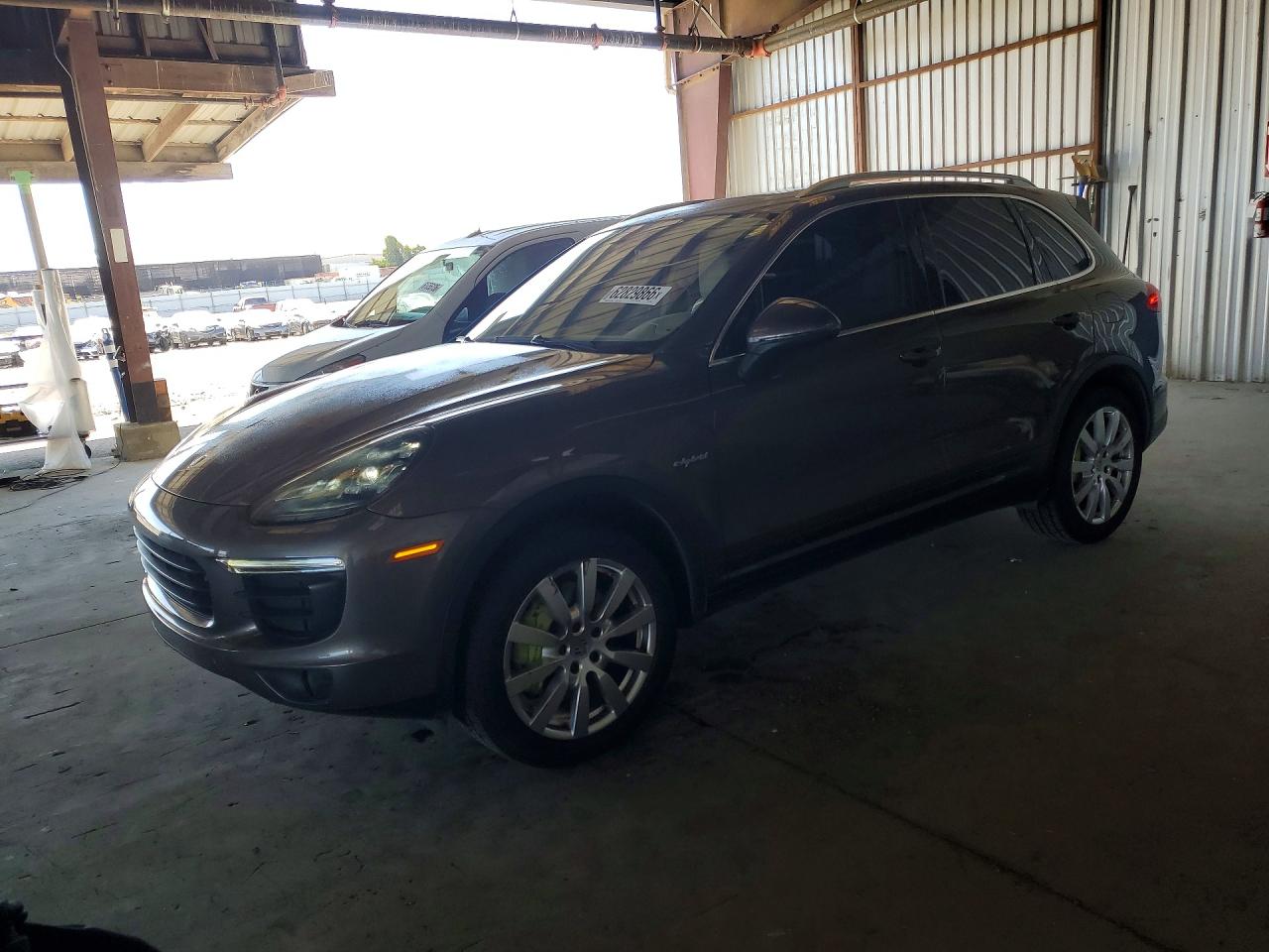 2016 PORSCHE CAYENNE E-Hybrid