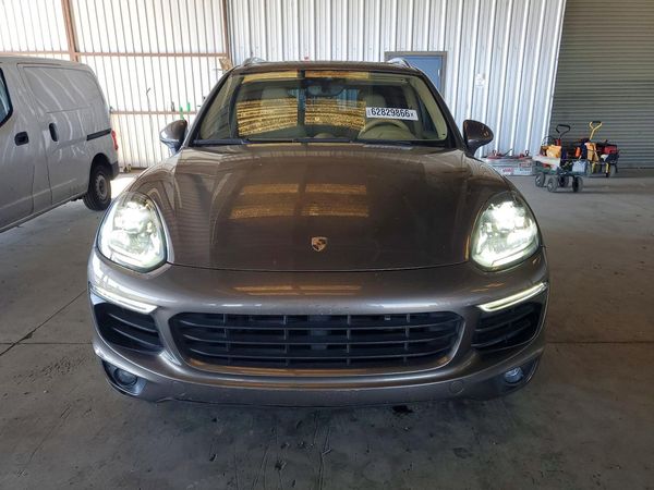 2016 PORSCHE CAYENNE E-Hybrid