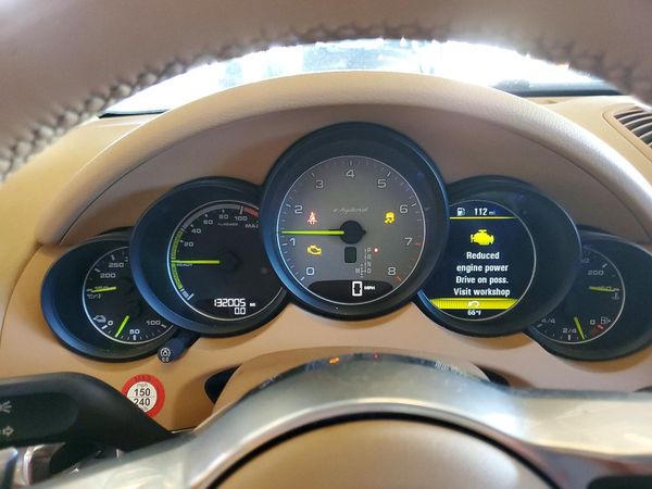 2016 PORSCHE CAYENNE E-Hybrid