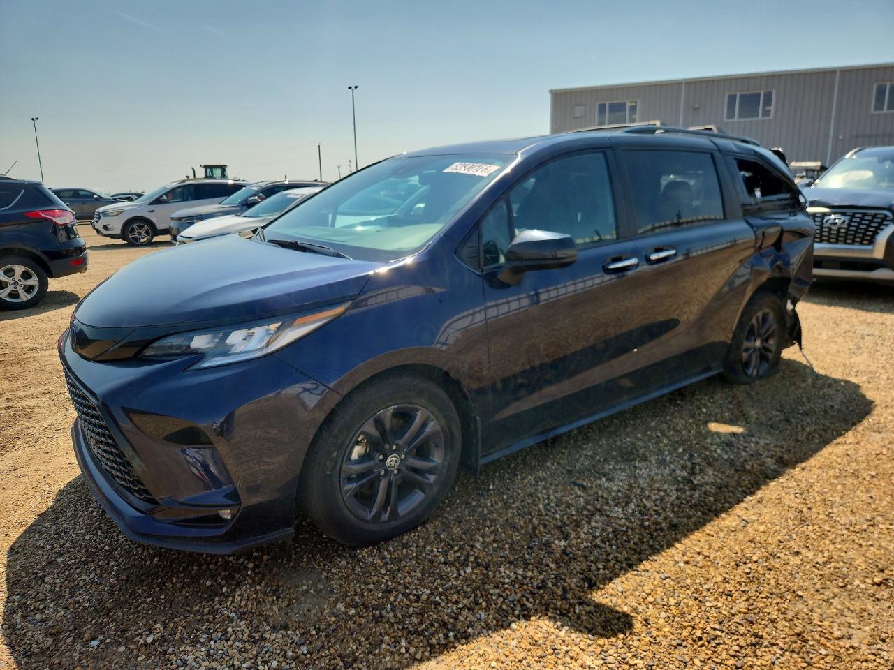 2025 TOYOTA SIENNA
