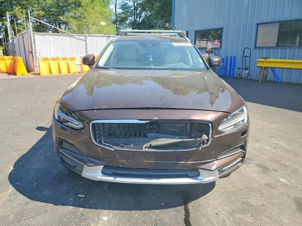 2017 VOLVO V90 CROSS COUNTRY Inscription