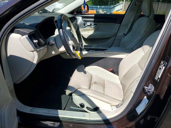 2017 VOLVO V90 CROSS COUNTRY Inscription
