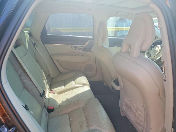 2017 VOLVO V90 CROSS COUNTRY Inscription