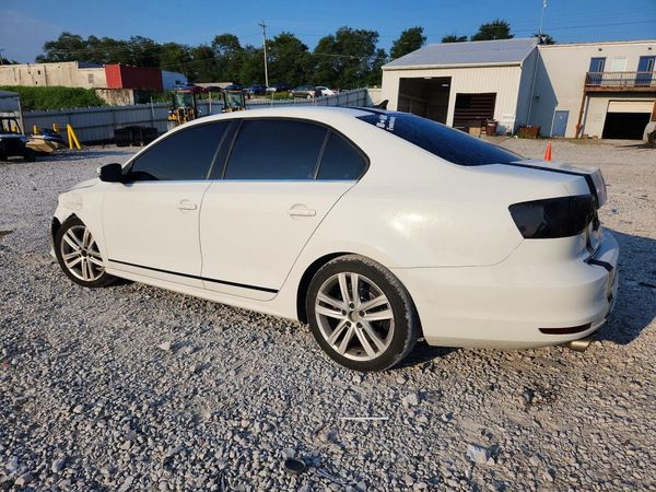 2017 VOLKSWAGEN JETTA SEL, SEL Premium