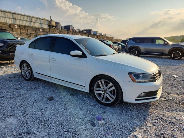 2017 VOLKSWAGEN JETTA SEL, SEL Premium