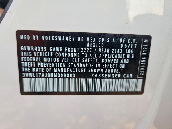 2017 VOLKSWAGEN JETTA SEL, SEL Premium