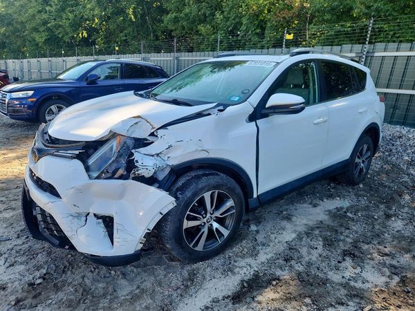 2017 TOYOTA RAV4 XLE