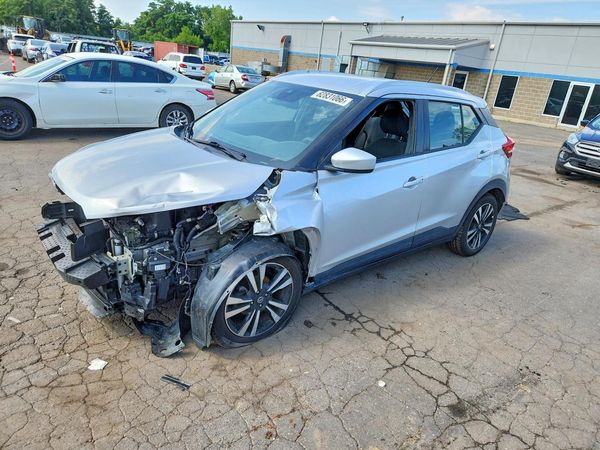 2020 NISSAN KICKS