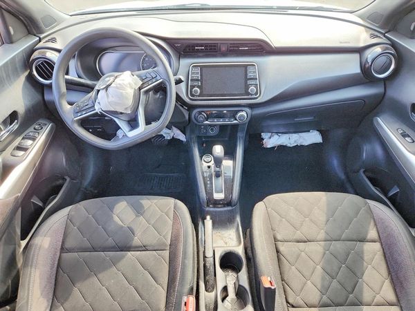 2020 NISSAN KICKS