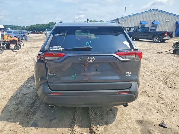 2019 TOYOTA RAV4 XLE / XLE Premium 4WD