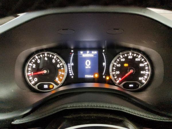 2019 JEEP RENEGADE LATITUDE 4X2