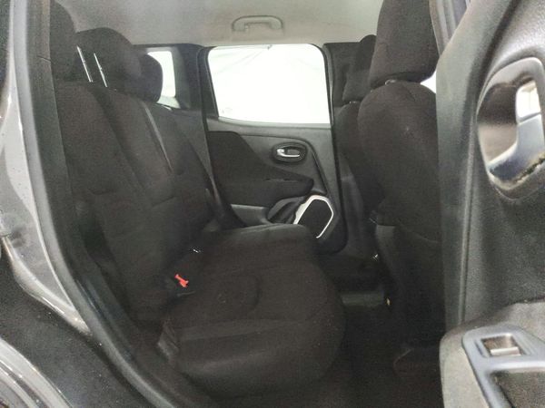 2019 JEEP RENEGADE LATITUDE 4X2