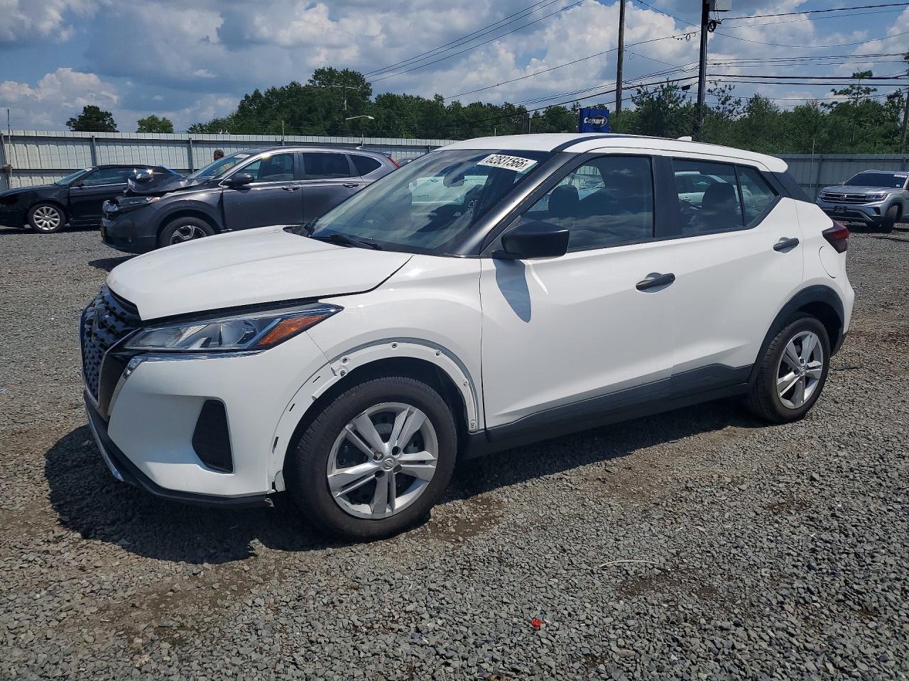 2021 NISSAN KICKS
