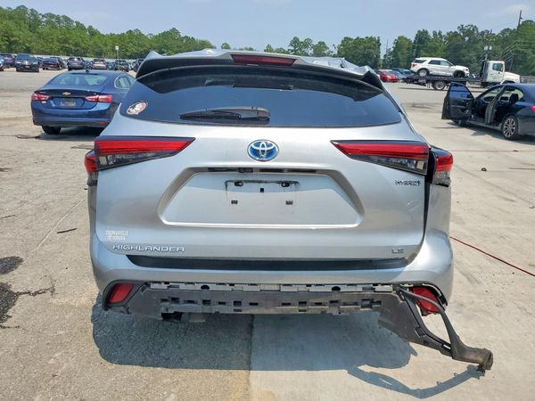 2022 TOYOTA HIGHLANDER LE — DIRR