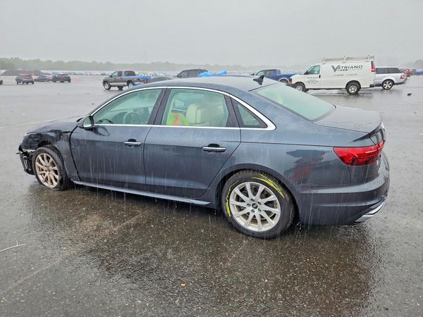 2023 AUDI A4 quattro Premium