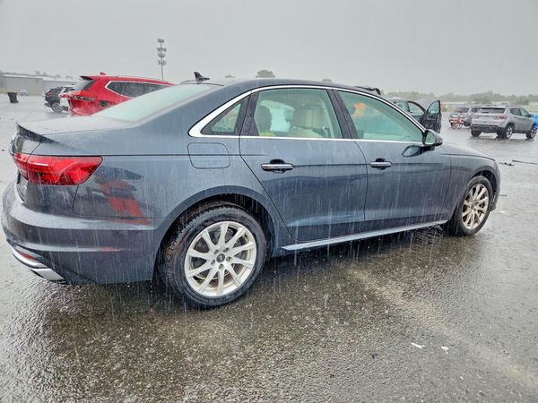2023 AUDI A4 quattro Premium