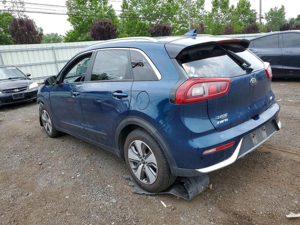 2017 KIA NIRO