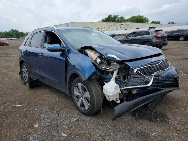 2017 KIA NIRO