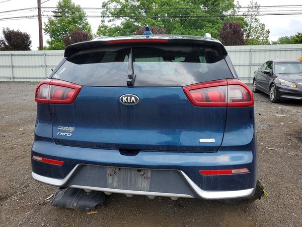 2017 KIA NIRO