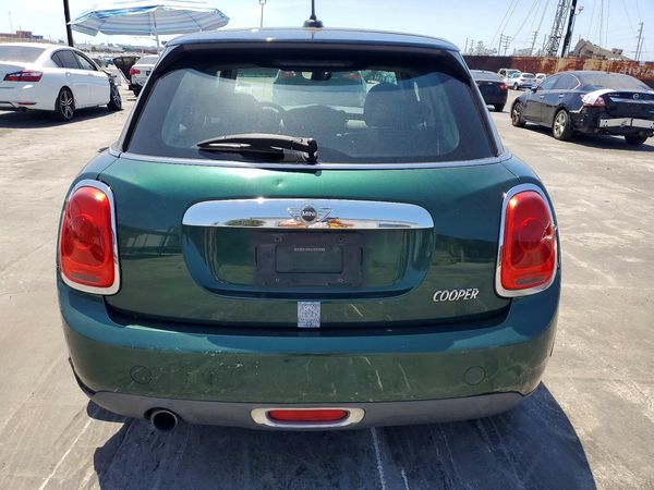 2015 MINI COOPER