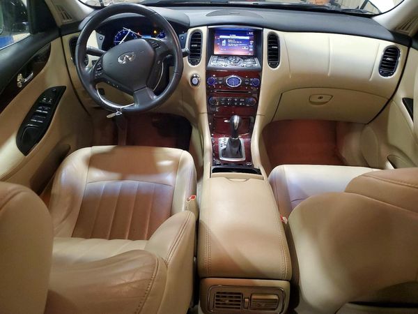 2016 INFINITI QX50
