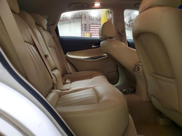 2016 INFINITI QX50