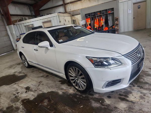 2016 LEXUS LS