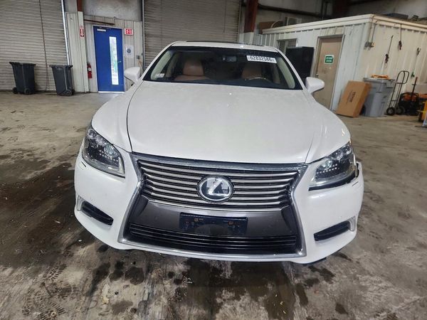 2016 LEXUS LS