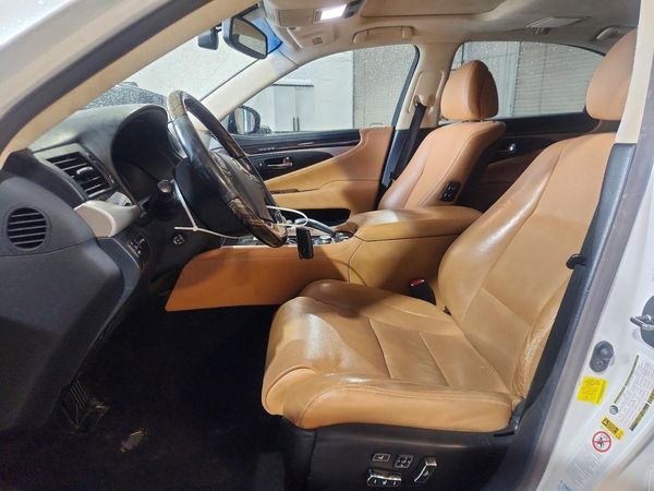 2016 LEXUS LS