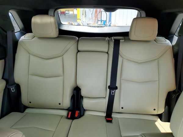 2017 CADILLAC XT5