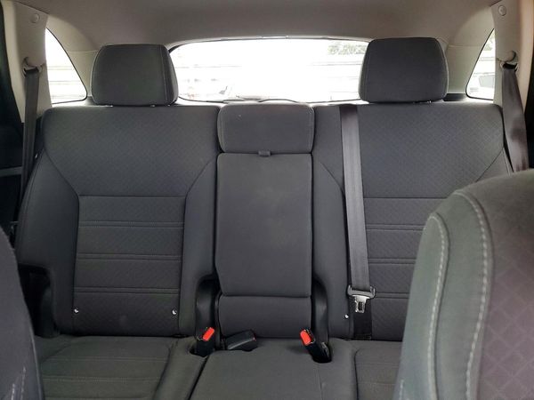 2017 KIA SORENTO L, LX