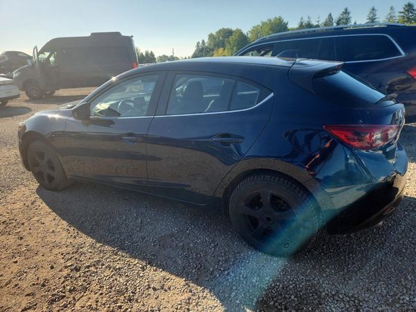 2015 MAZDA 3