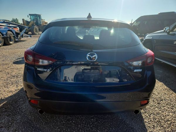 2015 MAZDA 3