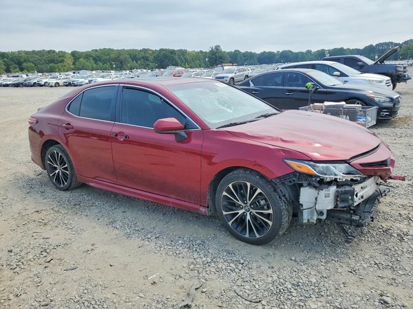 2018 TOYOTA CAMRY L/LE/SE/XLE — Passenger 3/4