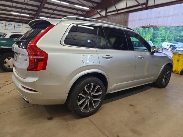 2016 VOLVO XC90 SV42 Momentum