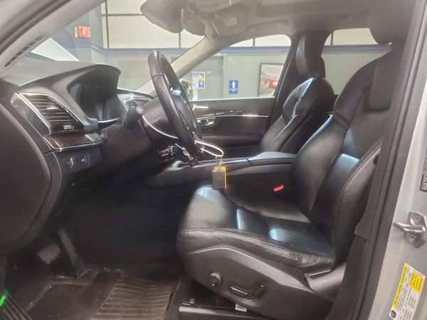 2016 VOLVO XC90 SV42 Momentum