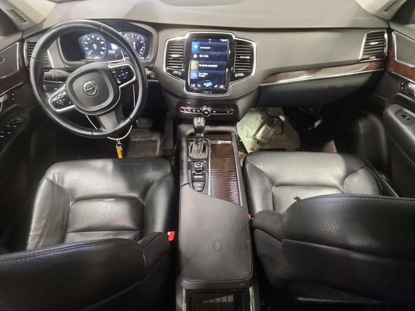 2016 VOLVO XC90 SV42 Momentum