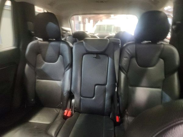 2016 VOLVO XC90 SV42 Momentum