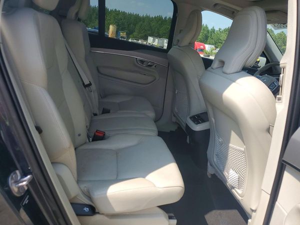 2022 VOLVO XC90 Momentum (excl S60)