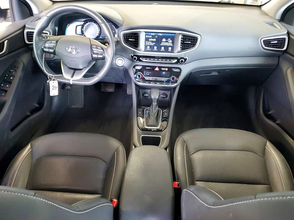 2018 HYUNDAI IONIQ Limited (HEV)