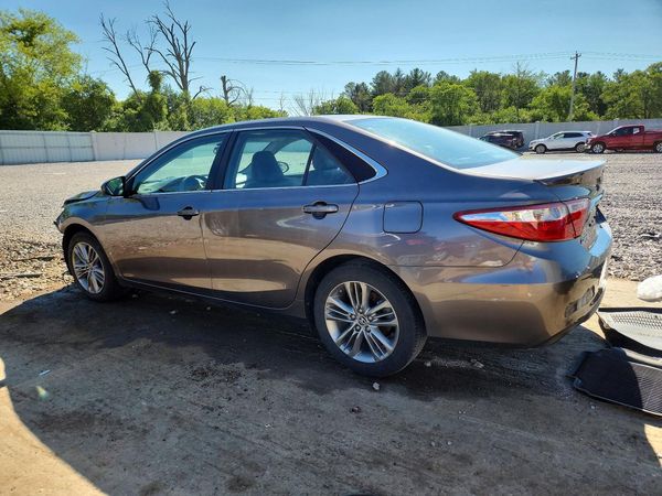 2016 TOYOTA CAMRY