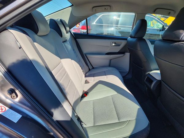 2016 TOYOTA CAMRY